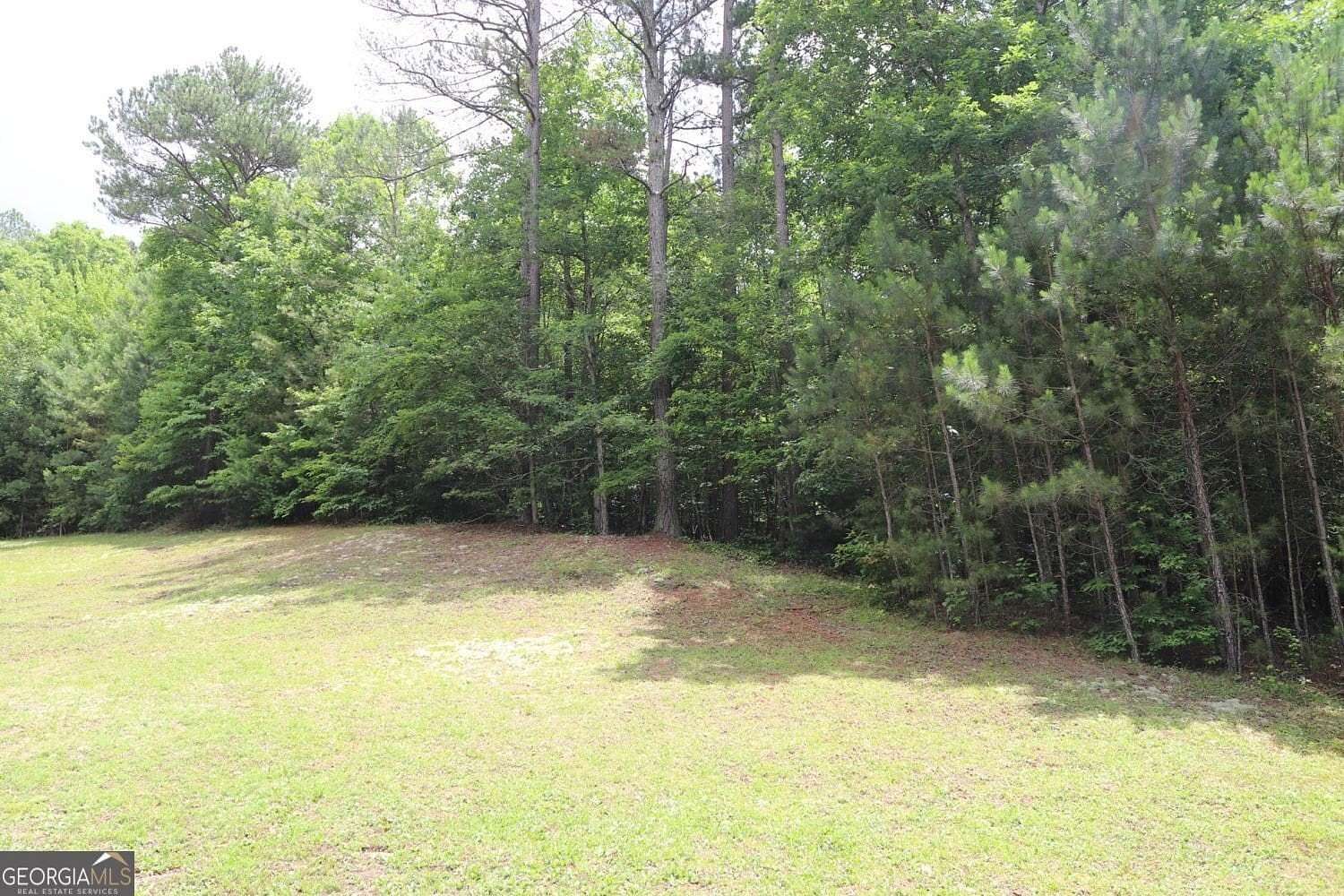 2.14 Acres of Residential Land for Sale in Talking Rock, Georgia