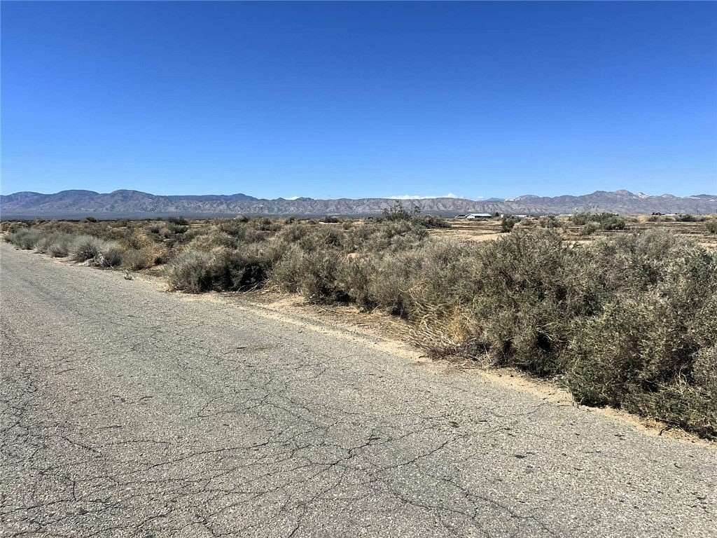 0.15 Acres of Residential Land for Sale in California City, California