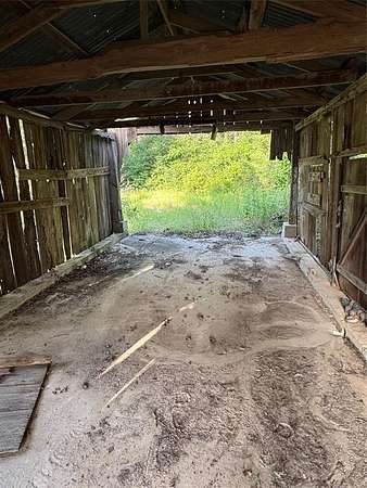 12 Acres of Recreational Land with Home for Sale in Teague, Texas