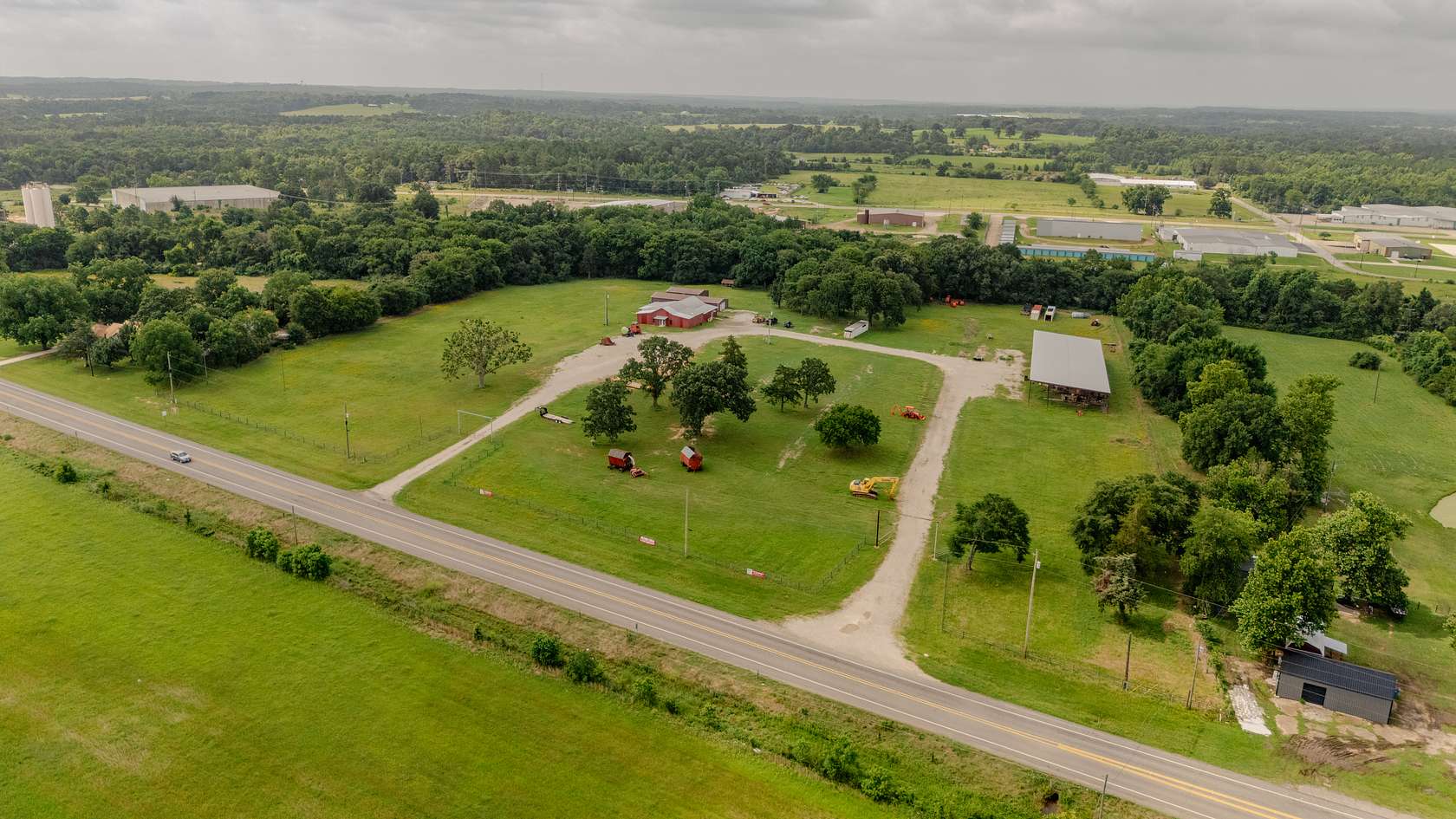 13.3 Acres of Improved Commercial Land for Sale in Winnsboro, Texas