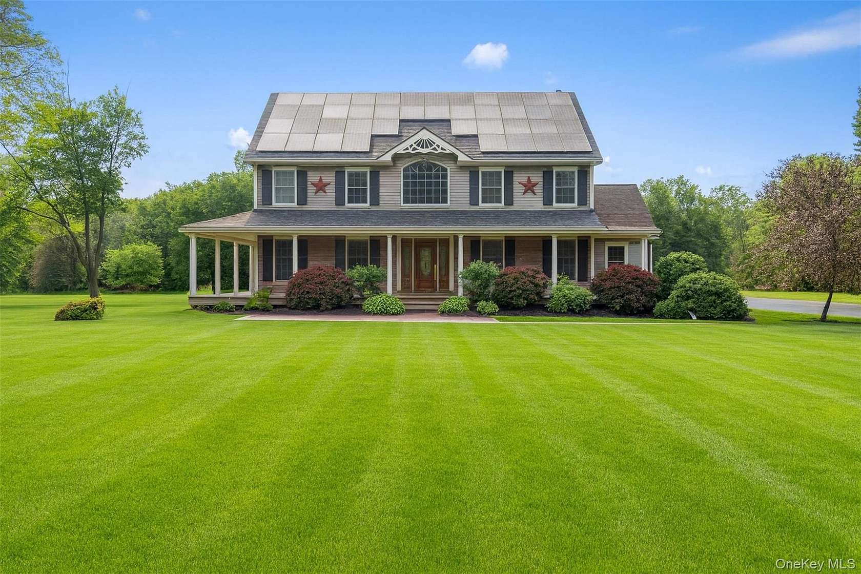 4 Acres of Residential Land with Home for Sale in Gardiner, New York