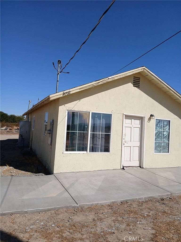 4.33 Acres of Residential Land with Home for Sale in Palmdale, California
