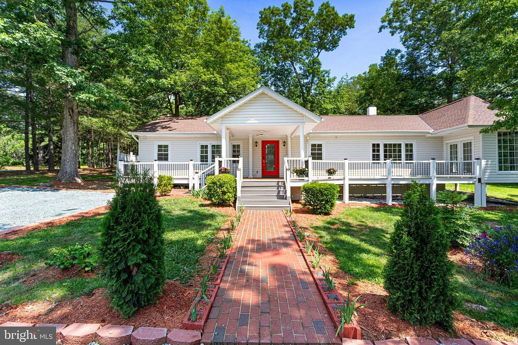 2.3 Acres of Residential Land with Home for Sale in Keswick, Virginia