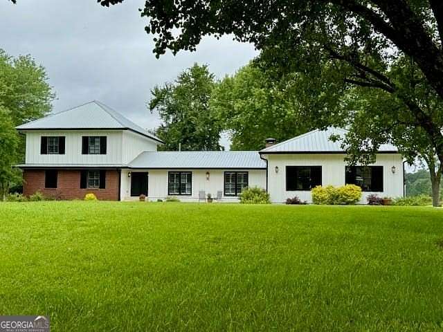 19.6 Acres of Land with Home for Sale in Brooks, Georgia