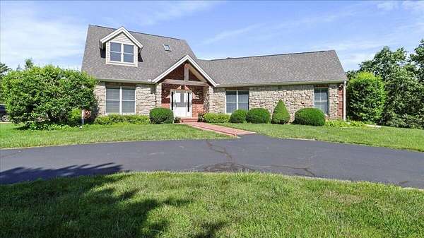 10.1 Acres of Land with Home for Sale in Houston, Missouri