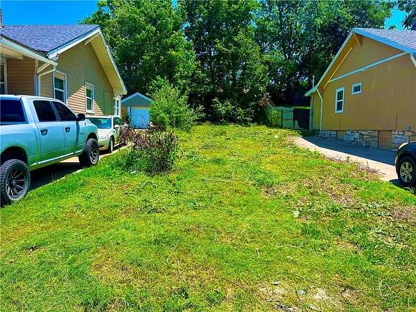 0.1 Acres of Land for Sale in Kansas City, Missouri