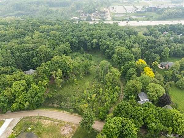 4.16 Acres of Residential Land for Sale in Farmington, Michigan