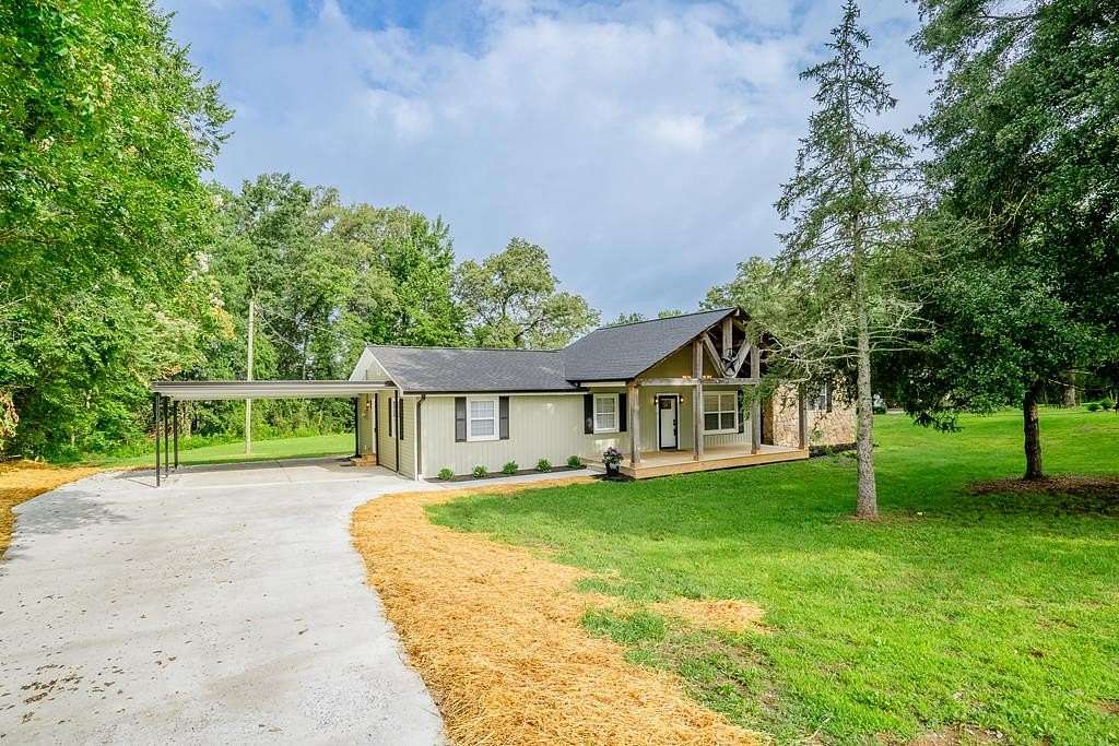 1.69 Acres of Residential Land with Home for Sale in Chatsworth, Georgia