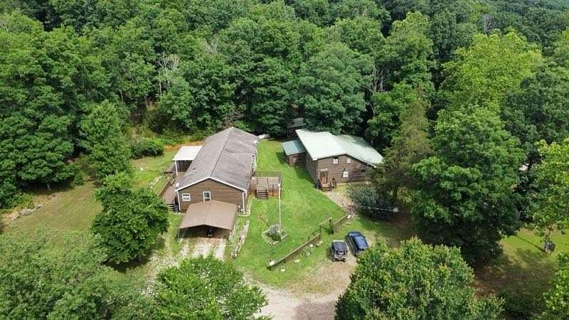 61.2 Acres of Land with Home for Sale in Fayetteville, Arkansas