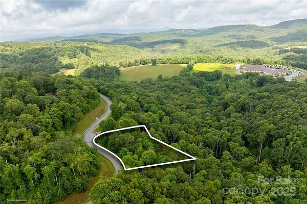 1.38 Acres of Residential Land for Sale in Blowing Rock, North Carolina