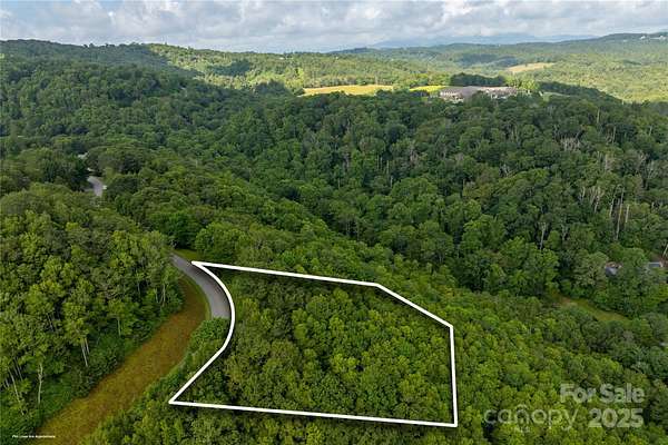 1 Acre of Residential Land for Sale in Blowing Rock, North Carolina