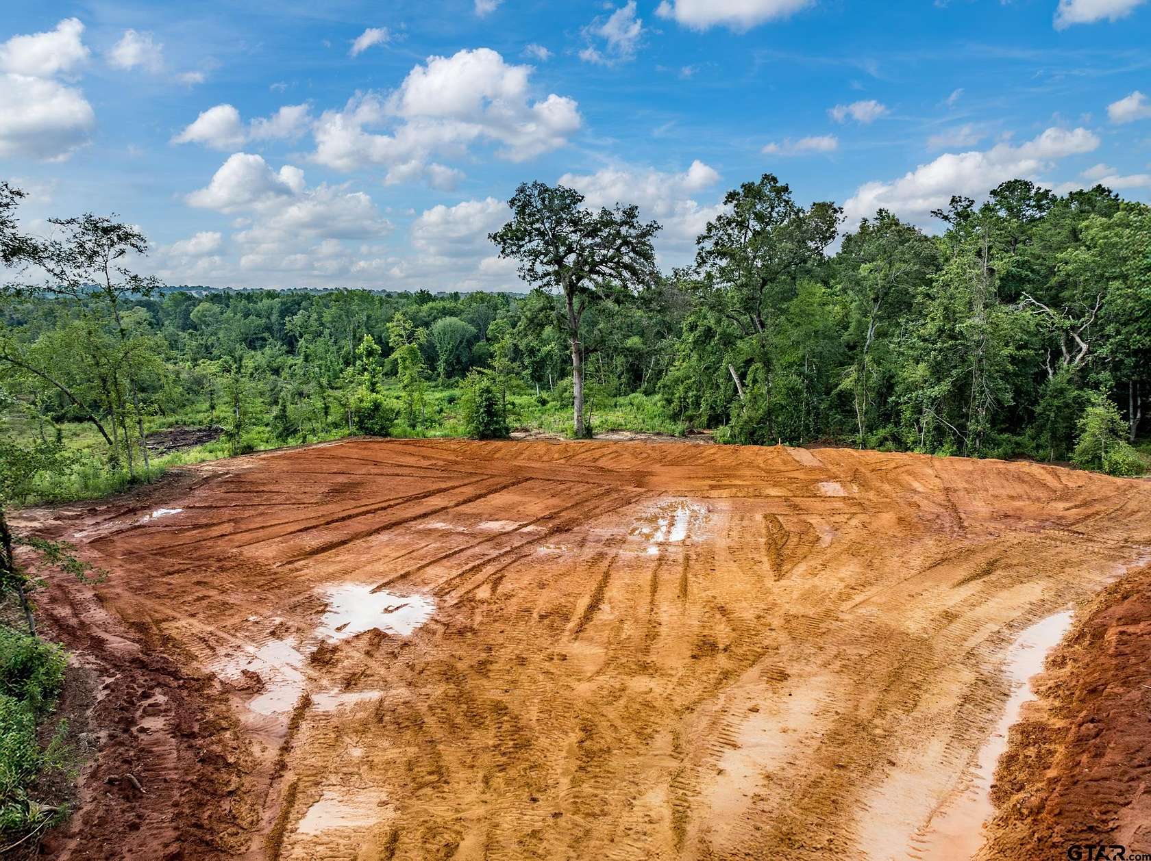 15.3 Acres of Recreational Land for Sale in Tyler, Texas