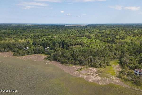 3 Acres of Land for Sale in Beaufort, South Carolina