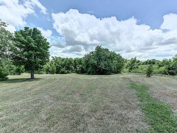 10 Acres of Residential Land for Sale in Crowley, Texas