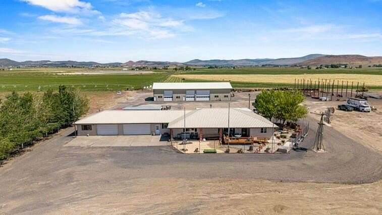 185 Acres of Agricultural Land with Home for Sale in Klamath Falls, Oregon