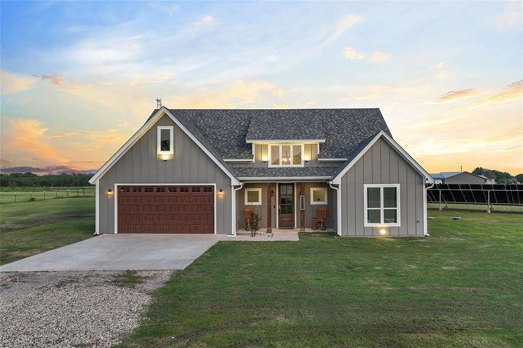 1.76 Acres of Residential Land with Home for Sale in Waco, Texas