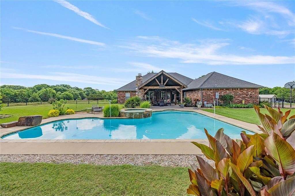 3.82 Acres of Residential Land with Home for Sale in McKinney, Texas