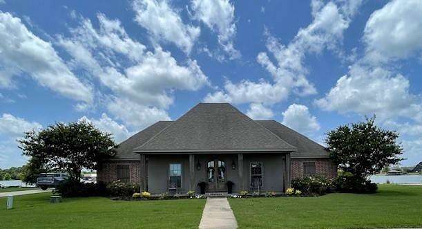 0.84 Acres of Residential Land with Home for Sale in Delhi, Louisiana