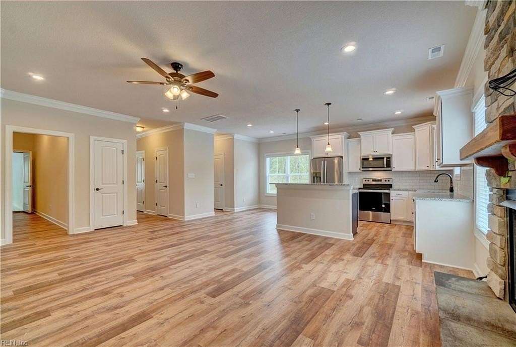 2.5 Acres of Residential Land with Home for Sale in Suffolk, Virginia