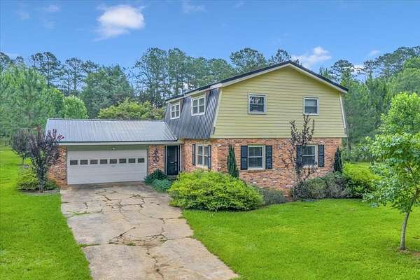 5 Acres of Residential Land with Home for Sale in Ellaville, Georgia