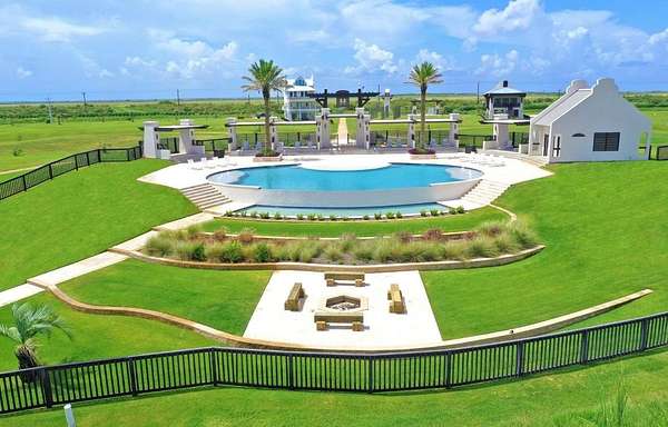 0.16 Acres of Residential Land for Sale in Crystal Beach, Texas