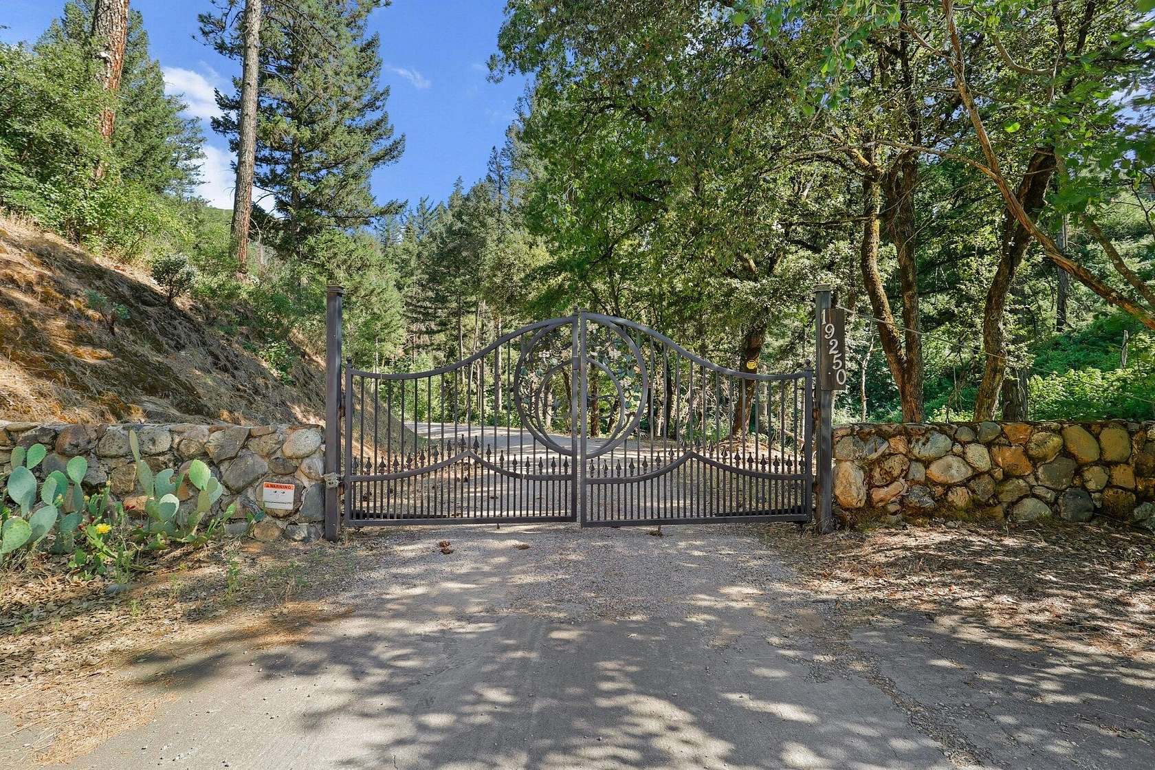 6 Acres of Improved Mixed-Use Land for Sale in Lakehead, California