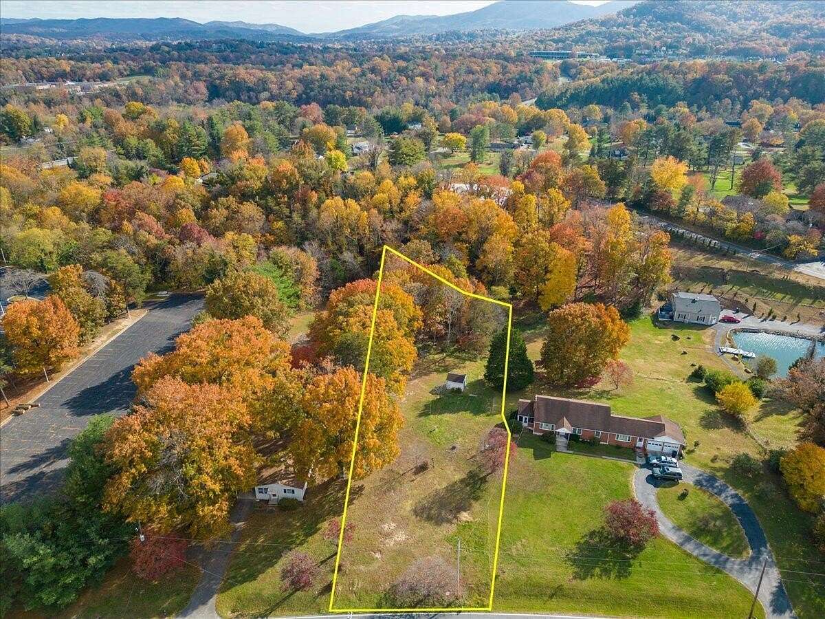 0.82 Acres of Residential Land for Sale in Roanoke, Virginia