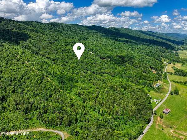 13.5 Acres of Recreational Land for Sale in Sneedville, Tennessee