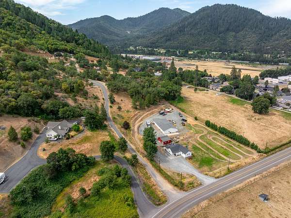2.84 Acres of Residential Land for Sale in Rogue River, Oregon