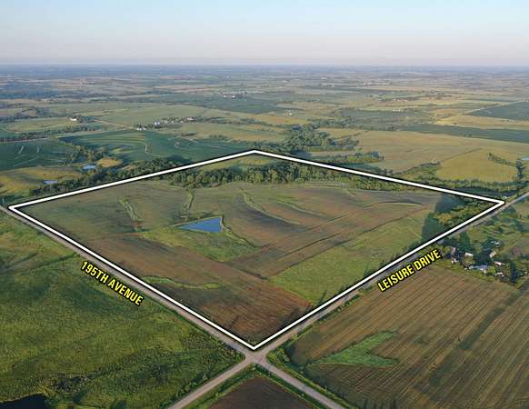 160 Acres of Land for Sale in Osceola, Iowa