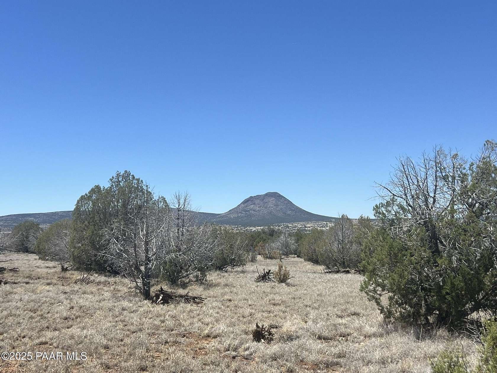 20 Acres of Land for Sale in Ash Fork, Arizona
