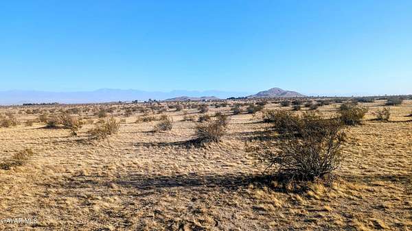 2.5 Acres of Land for Sale in Lancaster, California