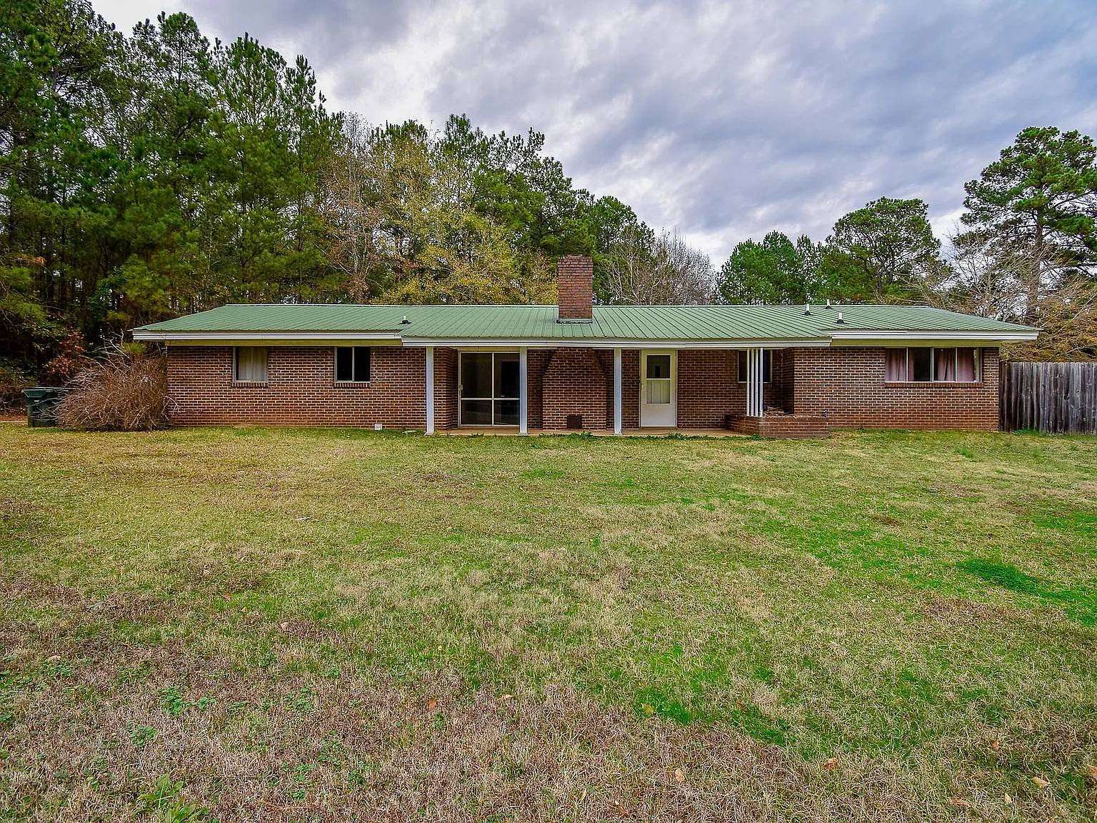 1.8 Acres of Residential Land with Home for Sale in Tallassee, Alabama