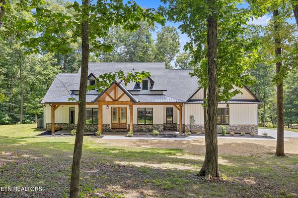 2.56 Acres of Residential Land with Home for Sale in Seymour, Tennessee