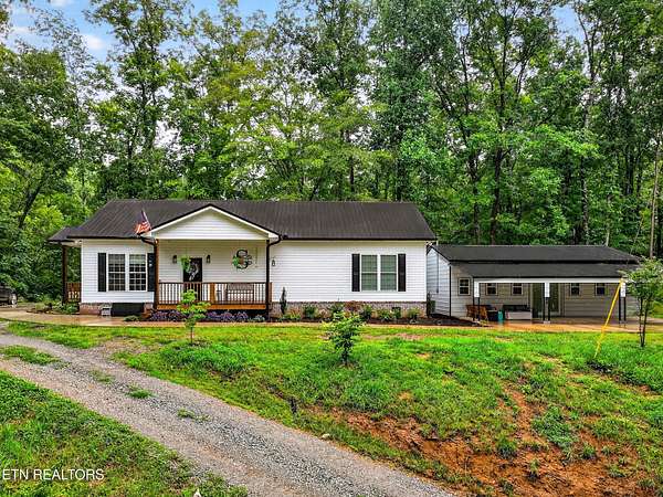 95 Acres of Land with Home for Sale in Sneedville, Tennessee