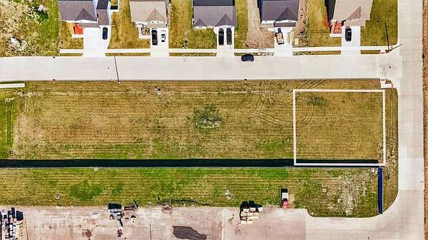 0.26 Acres of Residential Land for Sale in Washington, Iowa
