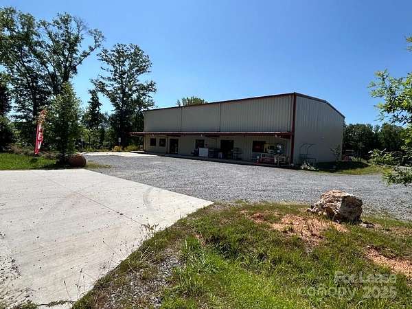 5 Acres of Commercial Land for Lease in Richburg, South Carolina