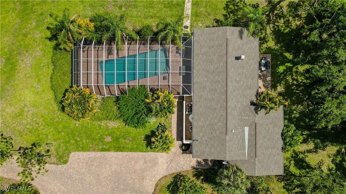 3.2 Acres of Residential Land with Home for Sale in Alva, Florida