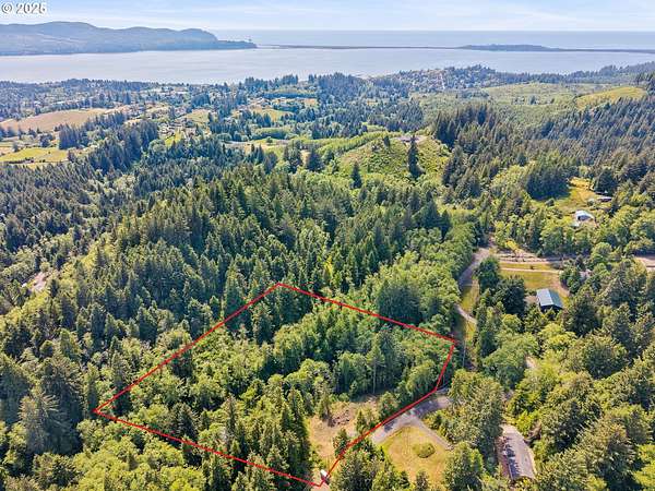 3.12 Acres of Residential Land for Sale in Tillamook, Oregon