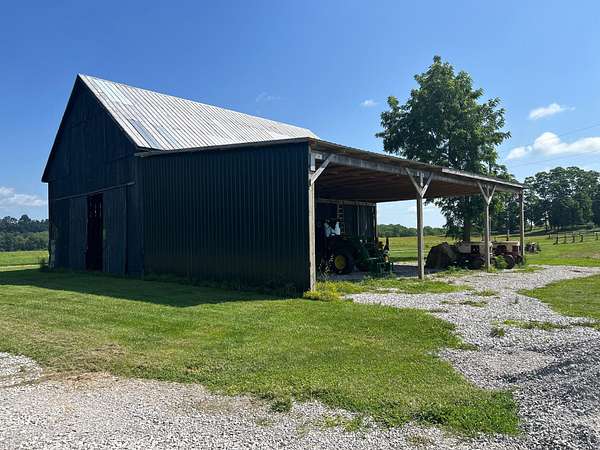 119 Acres of Land for Sale in Paris, Kentucky