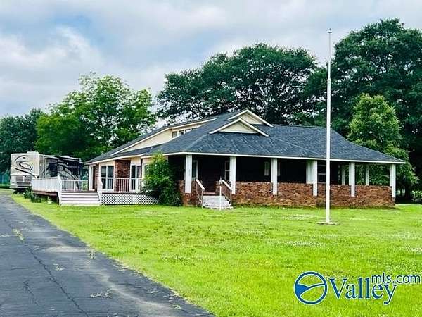 1.8 Acres of Residential Land with Home for Sale in New Hope, Alabama