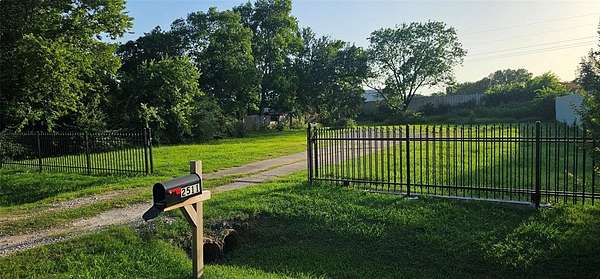 0.29 Acres of Land for Sale in Balch Springs, Texas