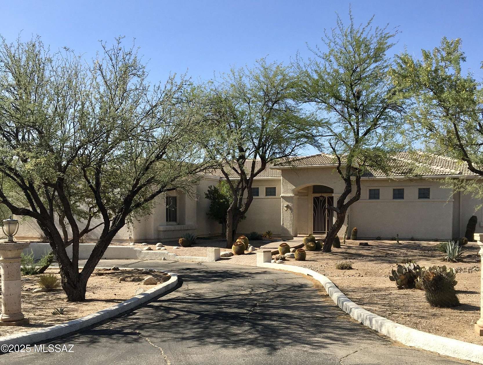 4 Acres of Residential Land with Home for Sale in Tucson, Arizona