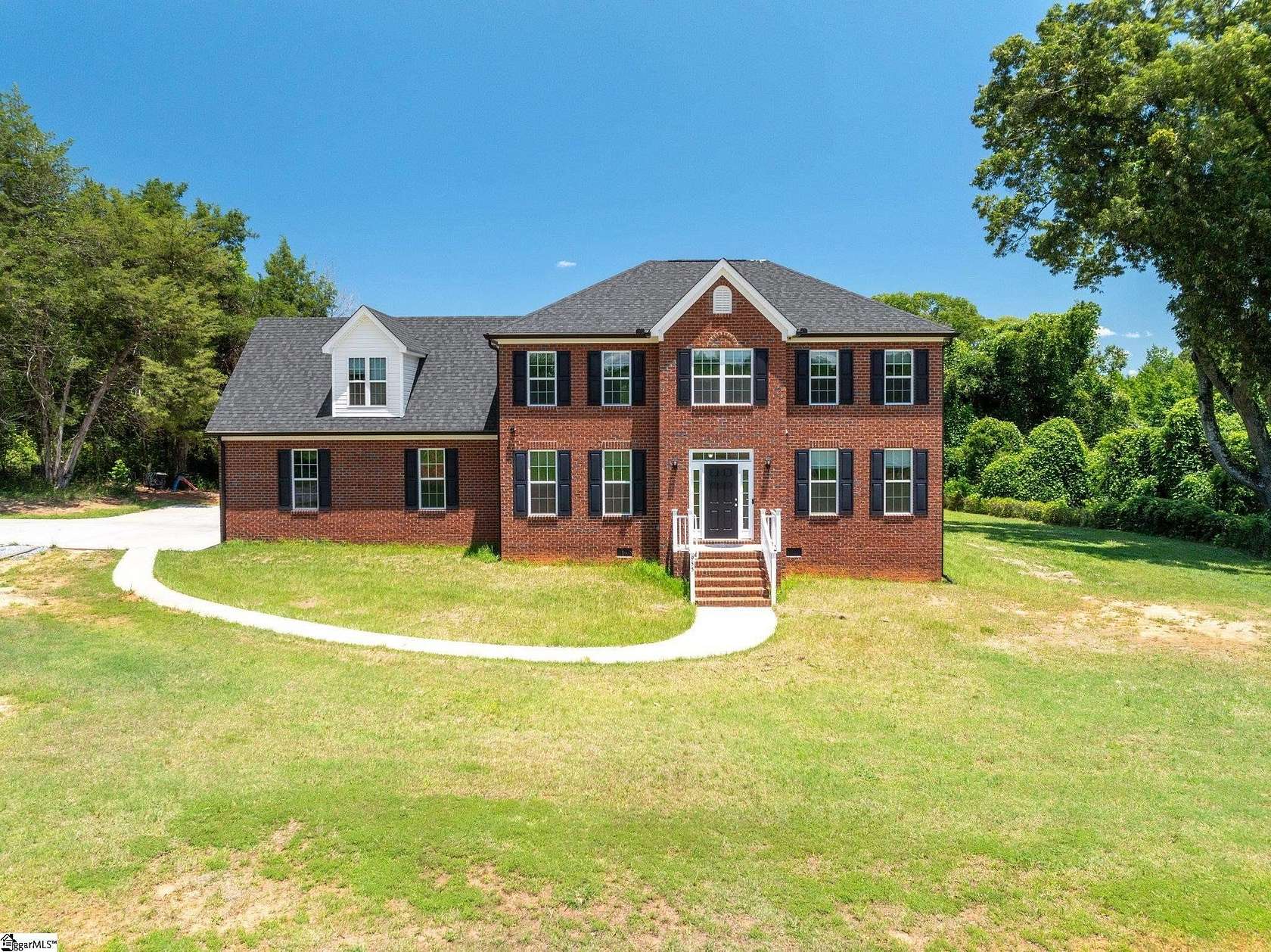 28 Acres of Land with Home for Sale in Laurens, South Carolina