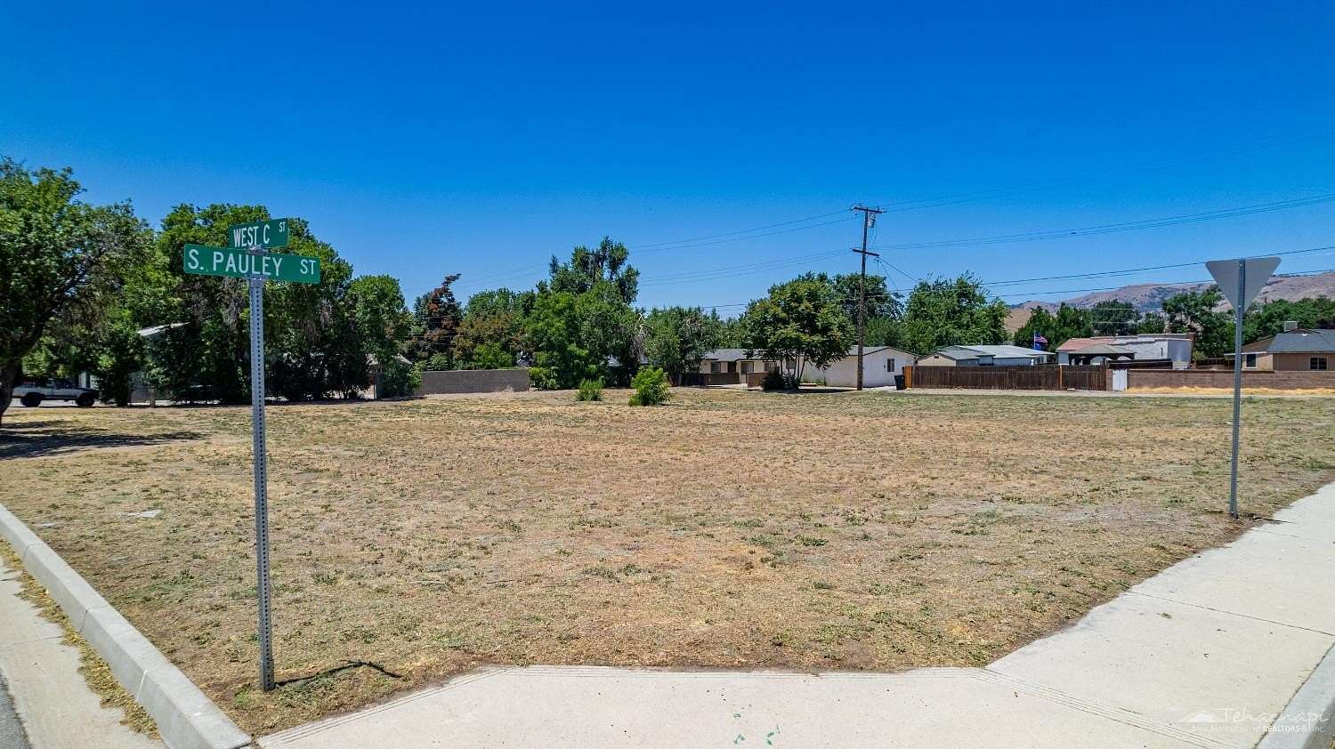 0.6 Acres of Land for Sale in Tehachapi, California