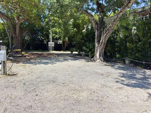 Land for Sale in Key Largo, Florida