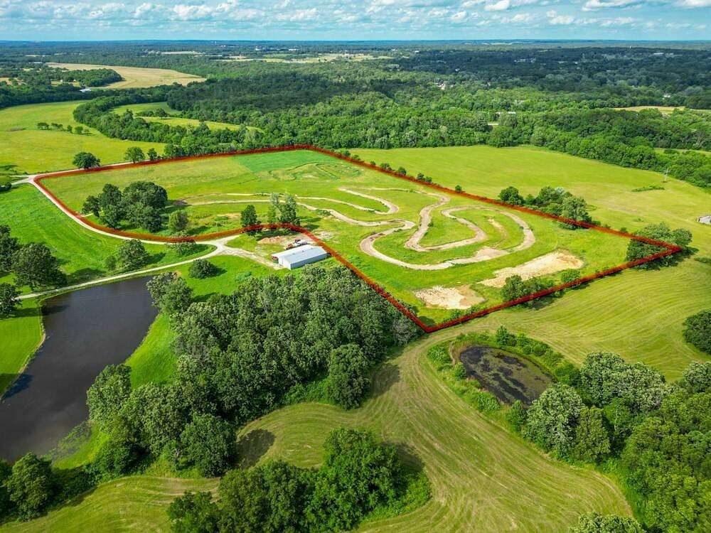 30 Acres of Land for Sale in Lebanon, Missouri