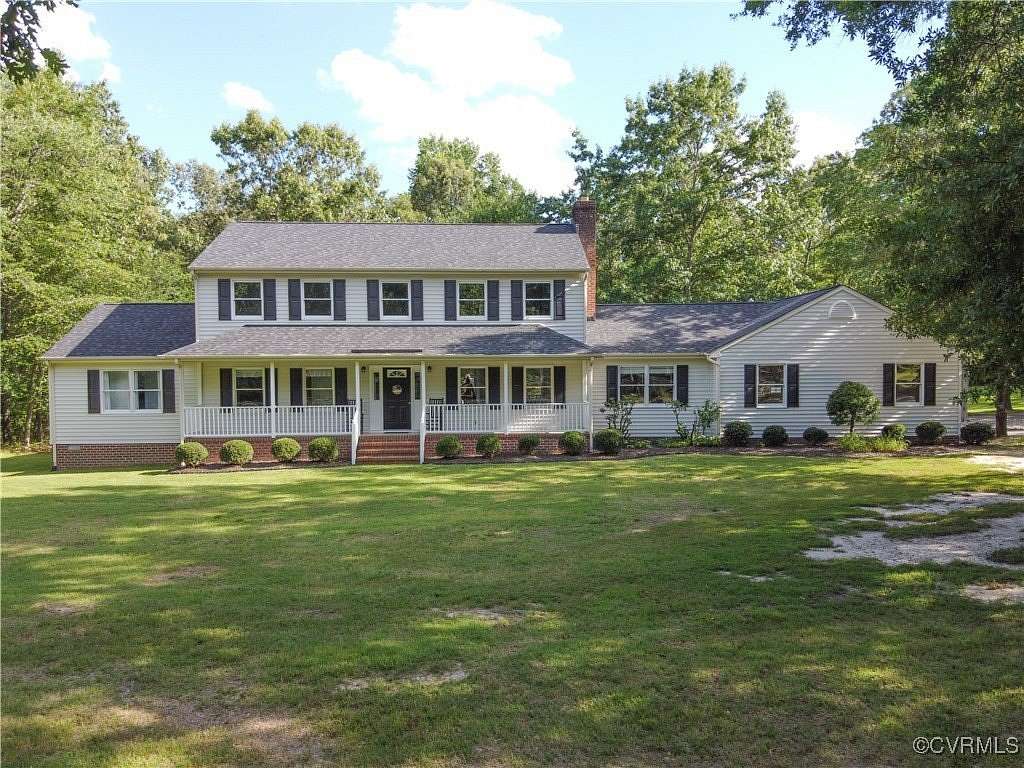 6 Acres of Residential Land with Home for Sale in Prince George, Virginia