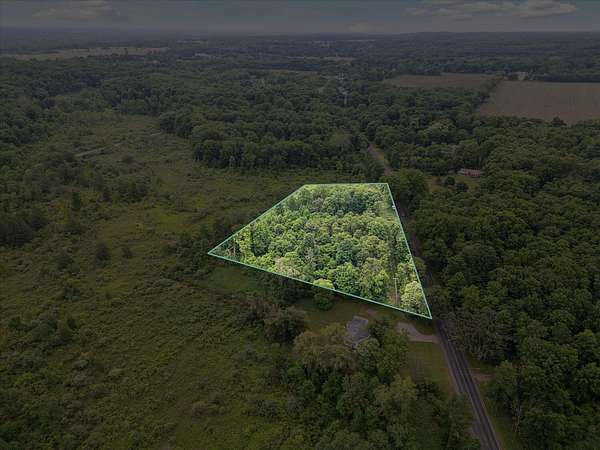 4.17 Acres of Residential Land for Sale in Plainwell, Michigan