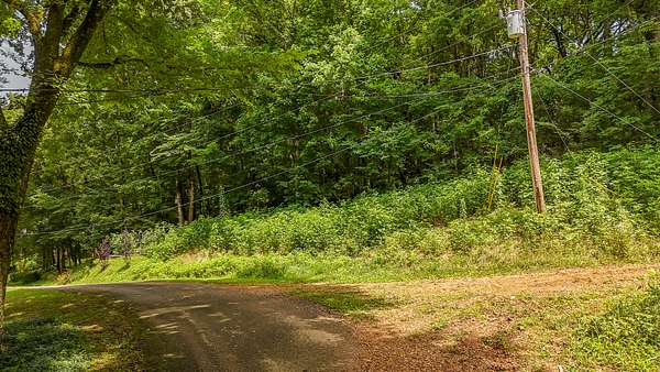 0.47 Acres of Residential Land for Sale in Savannah, Tennessee